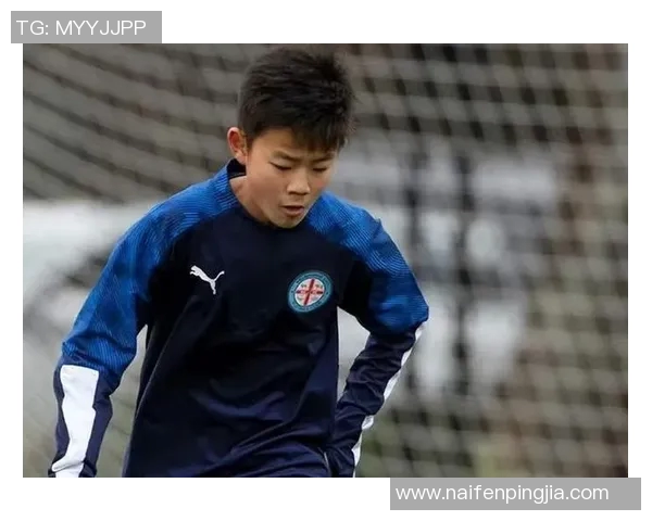 华裔足球明星排行榜前十名盘点及其成就分析