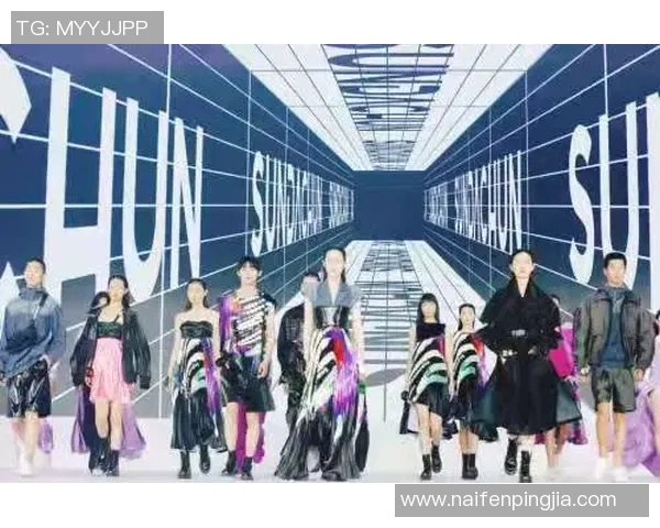 足球明星登上时代周刊封面展现运动魅力与社会责任的完美结合